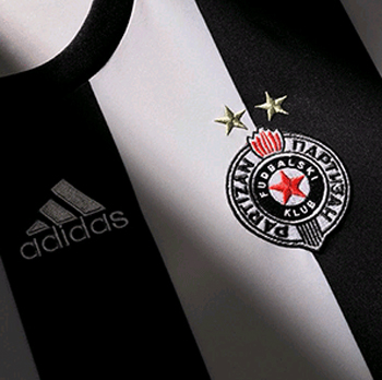 Adidas dres FK Partizan za sezonu 2015/16 sa imenom